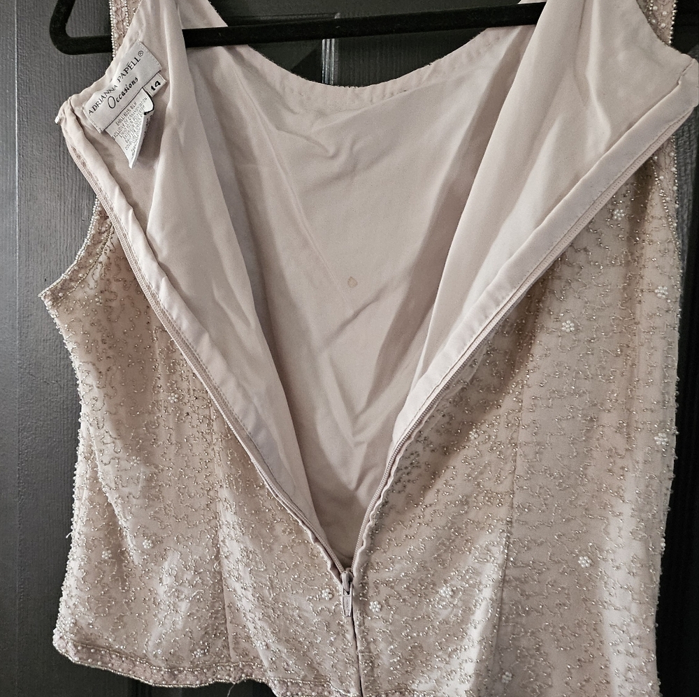 Adrianna Papèll pale pink beaded jacket with matching shell tank. Size 14 - Picture 9 of 10